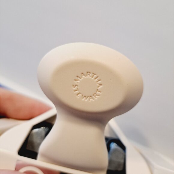 Martha Stewart Punch Around the Page Double Arches Border Punch - Picture 7 of 7